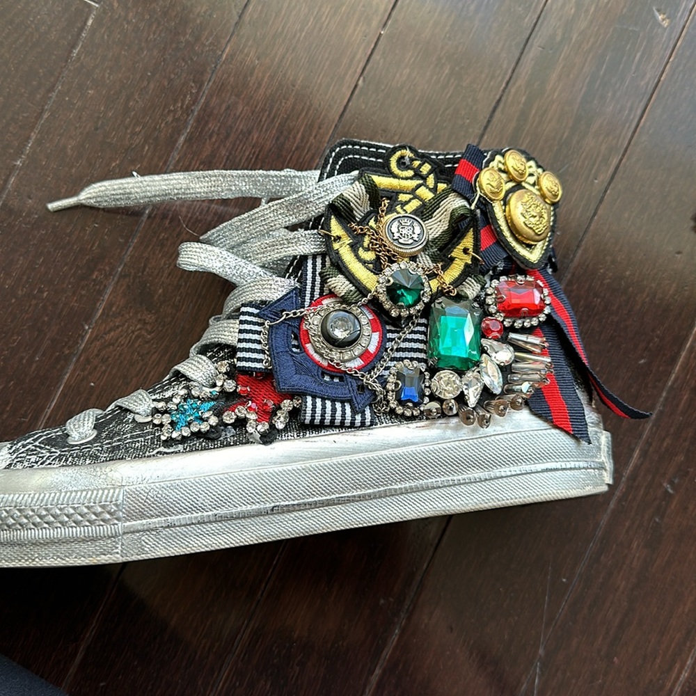 B2 shoes - Picture 6 of 8